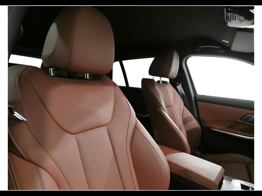 BMW Serie 3 320d Touring mhev 48V Msport auto