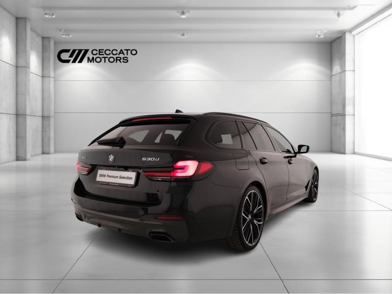 BMW Serie 5 530d Touring mhev 48V xdrive Msport auto