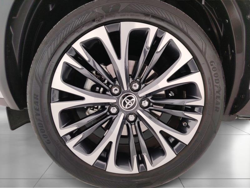 Toyota Yaris Cross 1.5h Lounge fwd 116cv e-cvt