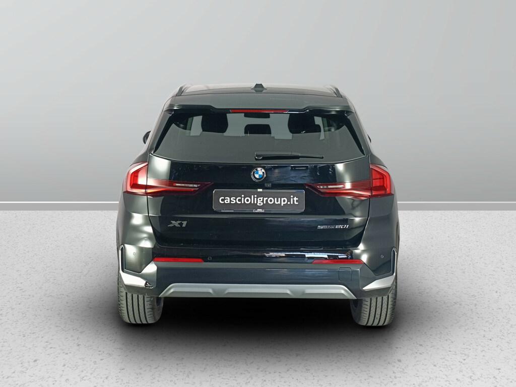 BMW X1 sdrive20i mhev 48V X-Line auto