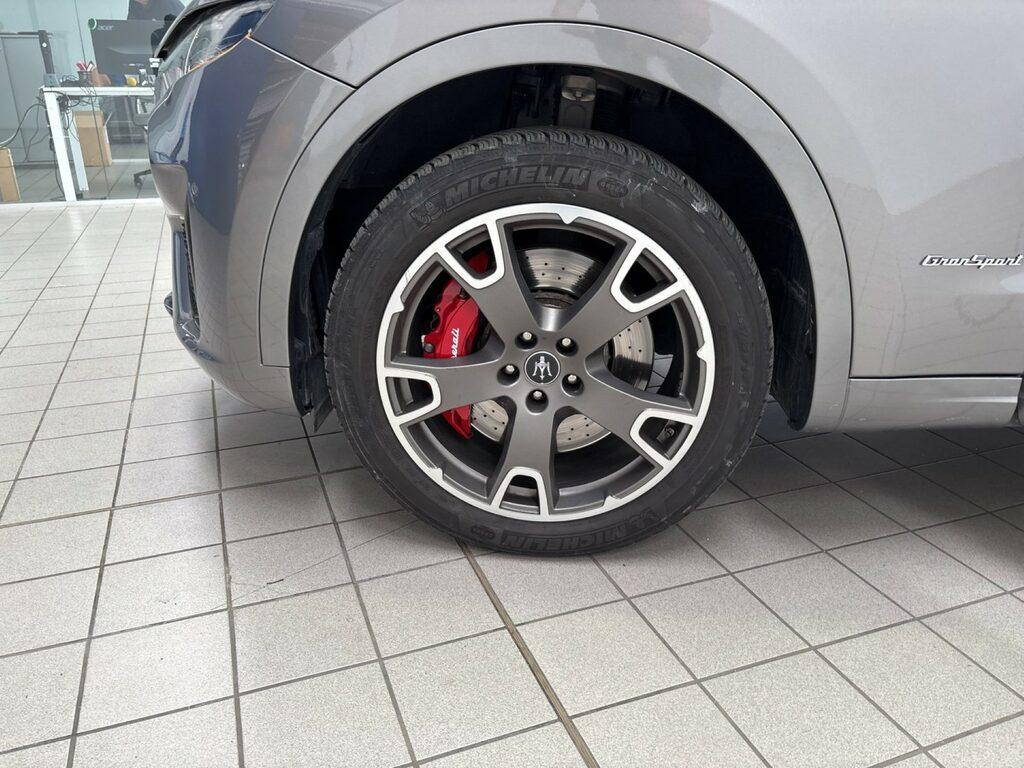 Maserati Levante 3.0 V6 Gransport 350cv auto