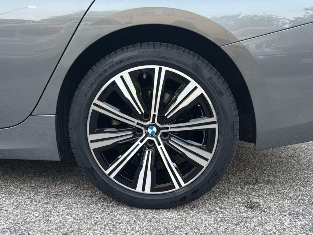 BMW Serie 3 320d mhev 48V auto