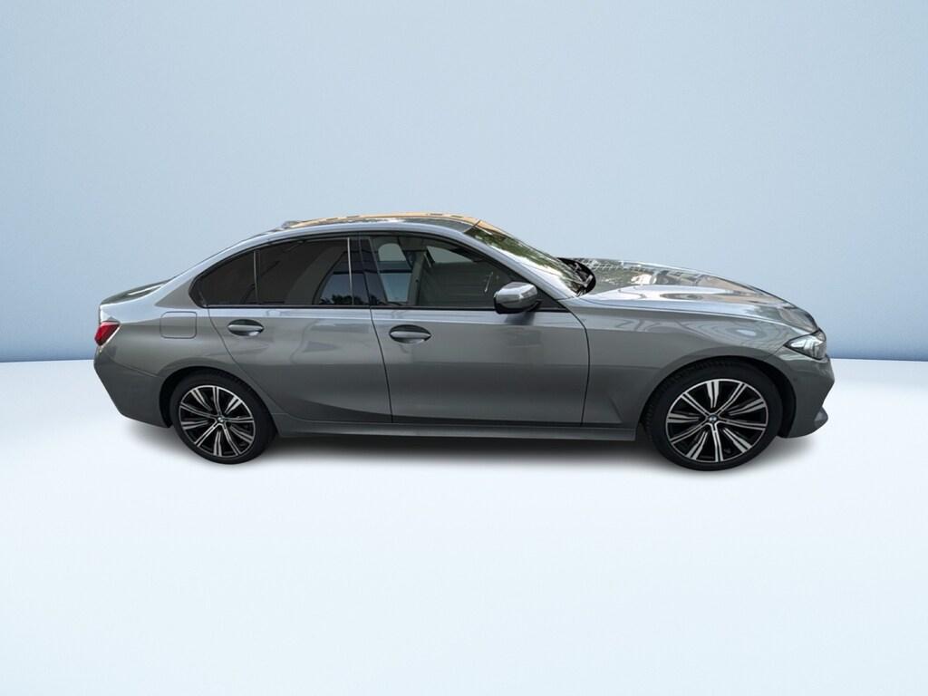 BMW Serie 3 320d mhev 48V auto