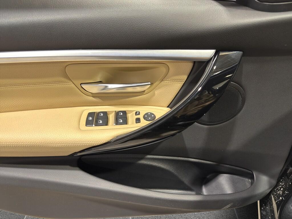 BMW Serie 3 320d Touring xdrive Luxury auto