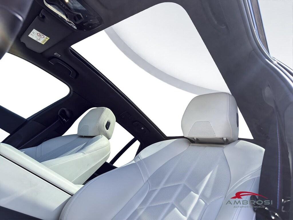BMW Serie 5 520d Touring 48V xdrive M Sport Pro auto