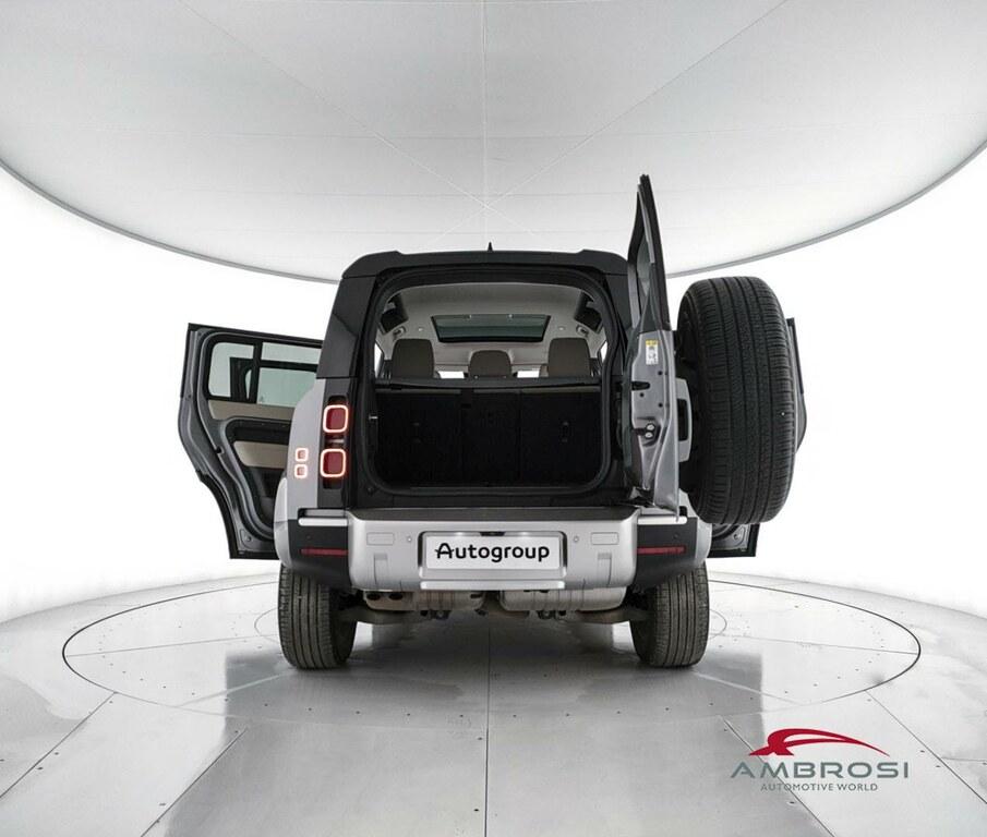 Land Rover Defender 110 3.0d i6 mhev HSE awd 250cv auto