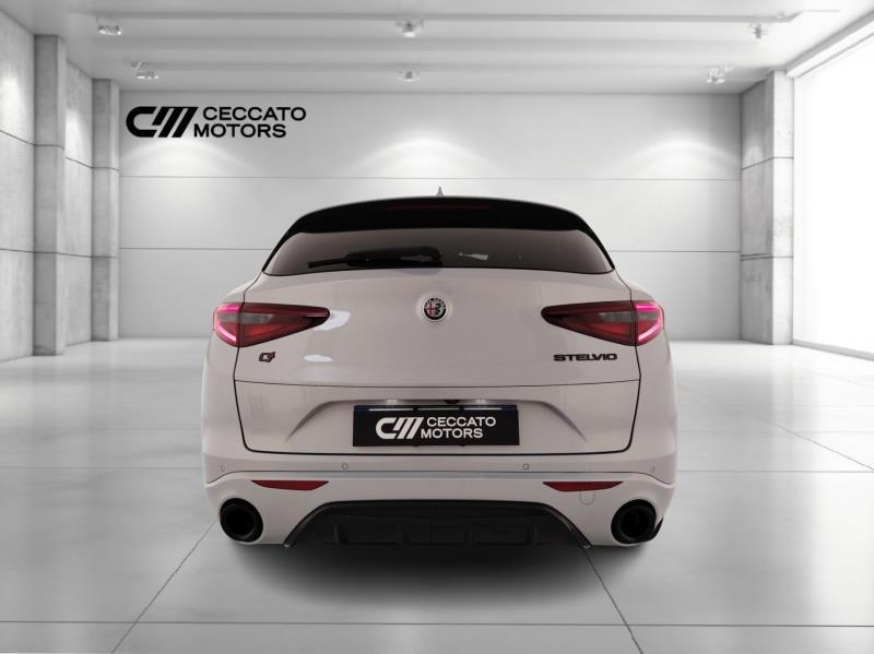 Alfa Romeo Stelvio 2.2 t Veloce Q4 210cv auto