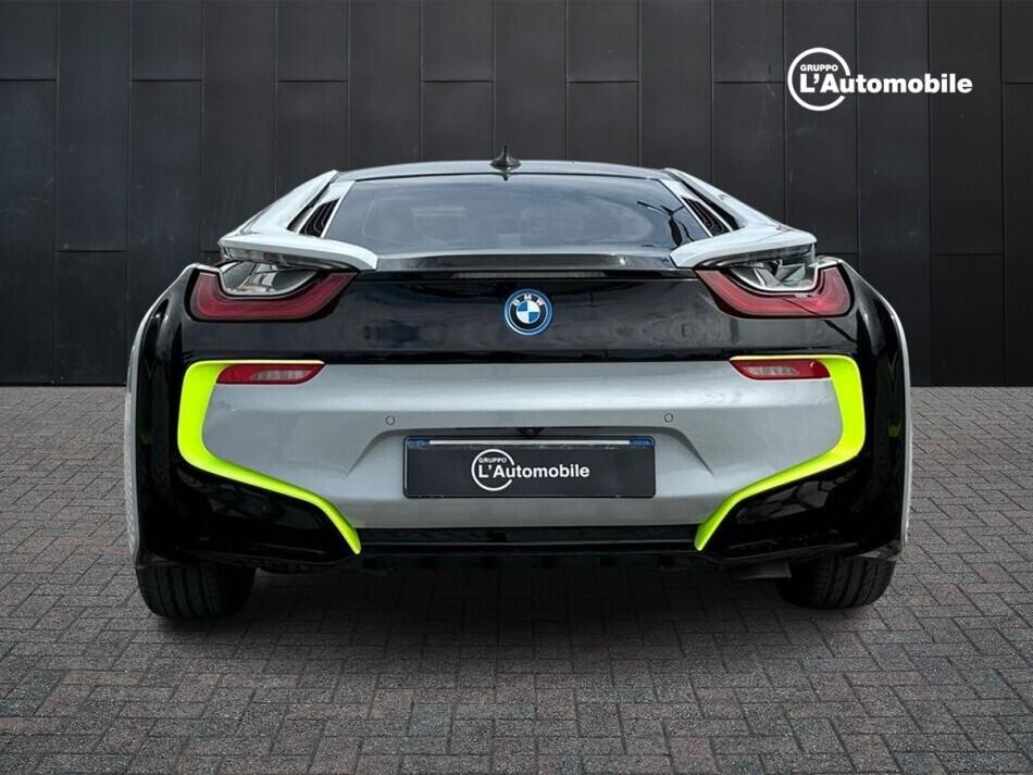 BMW i8 Coupe 1.5 auto