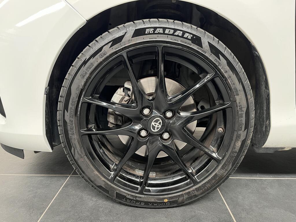 Toyota Yaris 5p 1.5 hybrid Trend White Edition my18