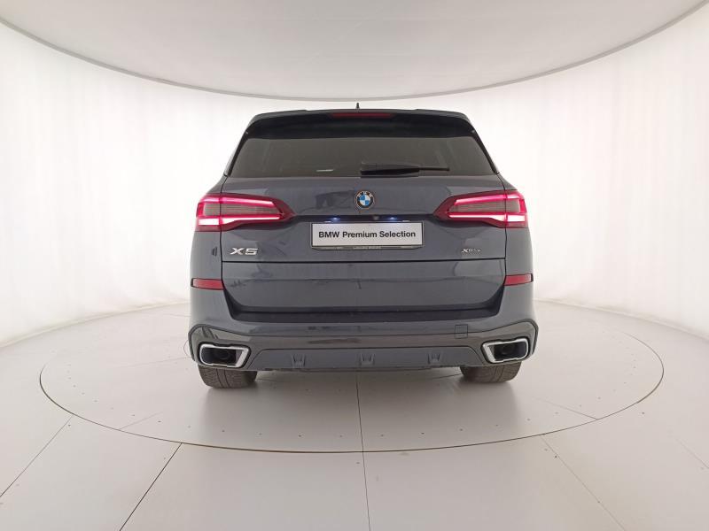 BMW X5 xdrive40d mhev 48V Msport auto