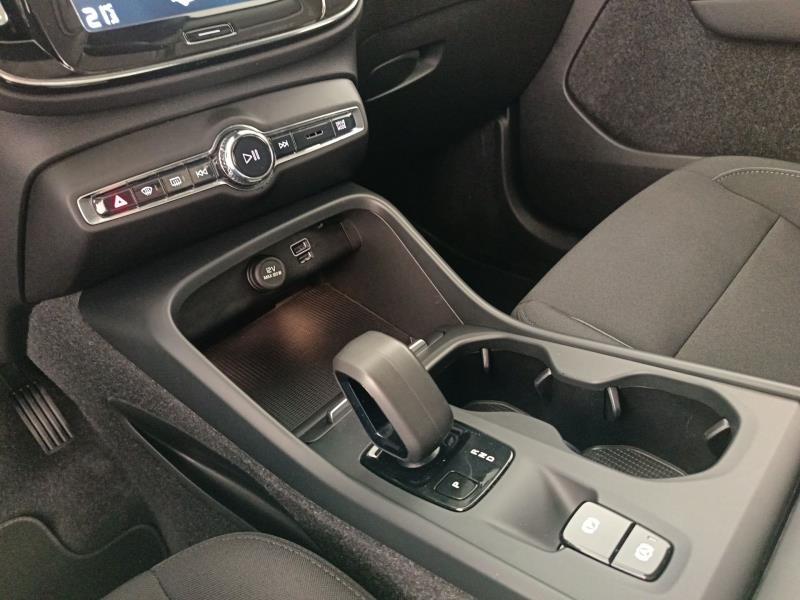 Volvo XC40 1.5 T3 Momentum Pro 163cv my21