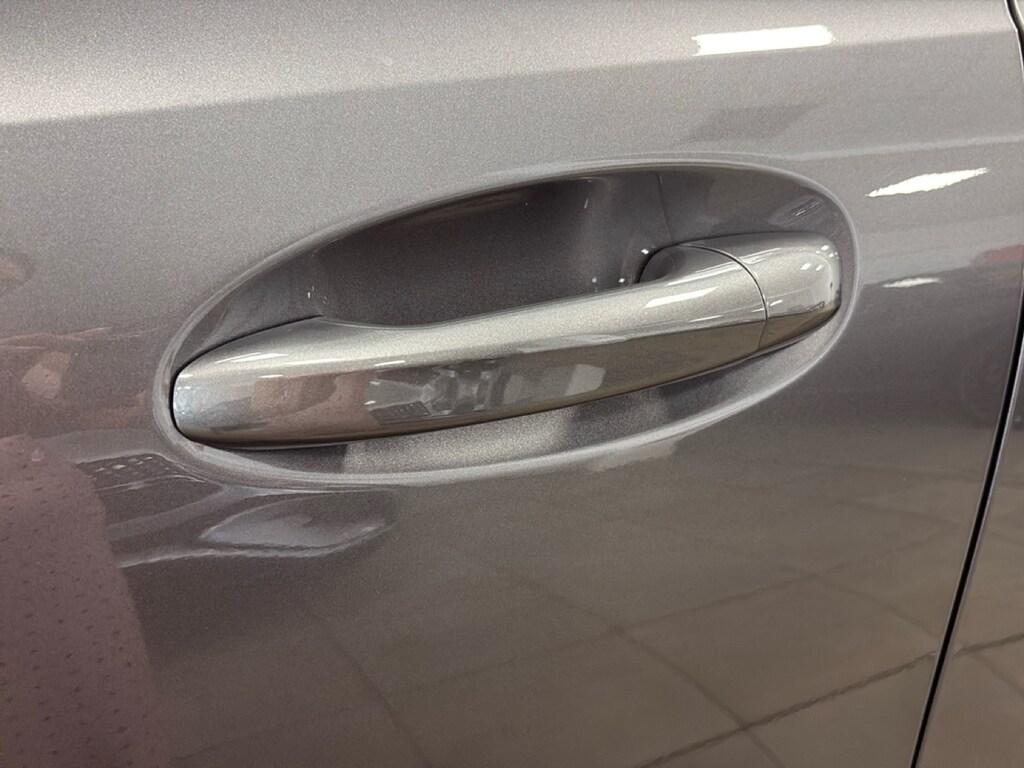 Mercedes GLB 180 d Progressive Advanced auto