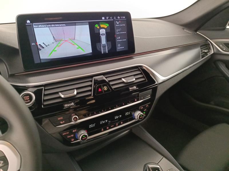 BMW Serie 5 530d Touring mhev 48V xdrive Msport auto