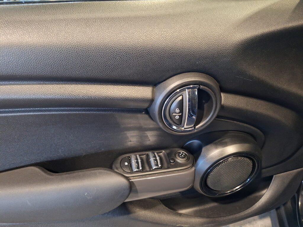 Mini One 1.5 TwinPower Turbo One Baker Street