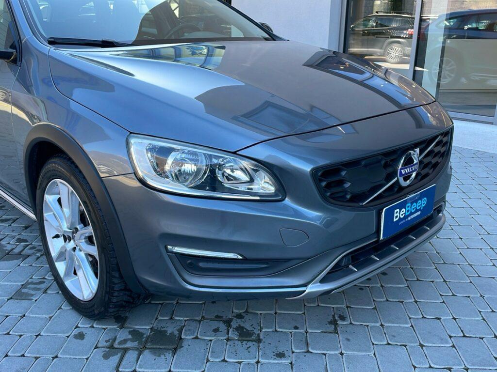 Volvo V60 Cross Country 2.4 D4 Momentum awd geartronic