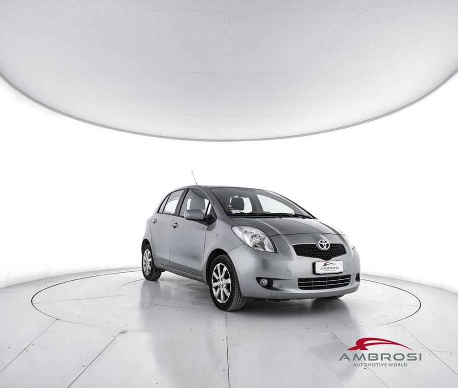 Toyota Yaris 1.3 Sol 5p