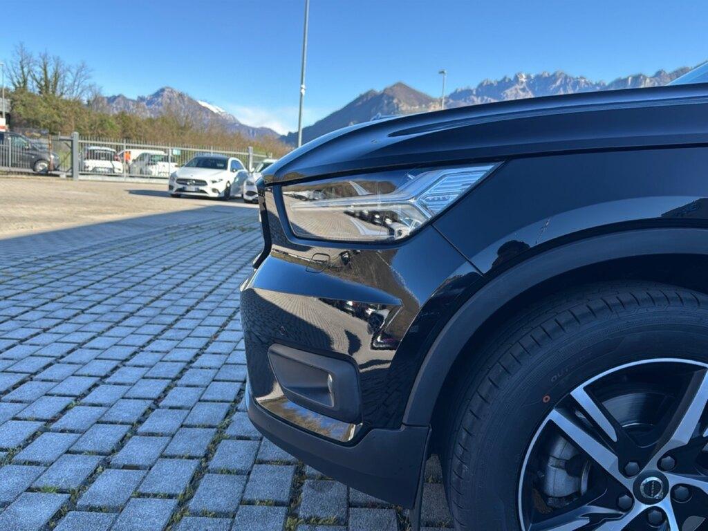 Volvo XC40 2.0 B4 R-design awd auto my21