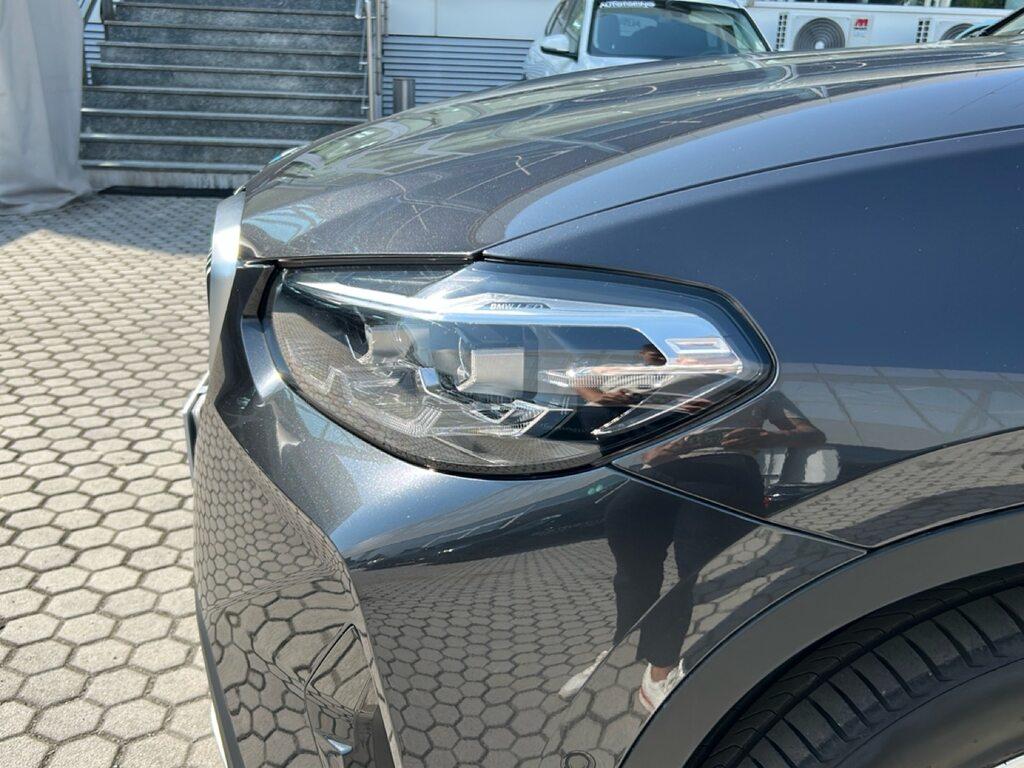 BMW X3 xdrive20d mhev 48V auto