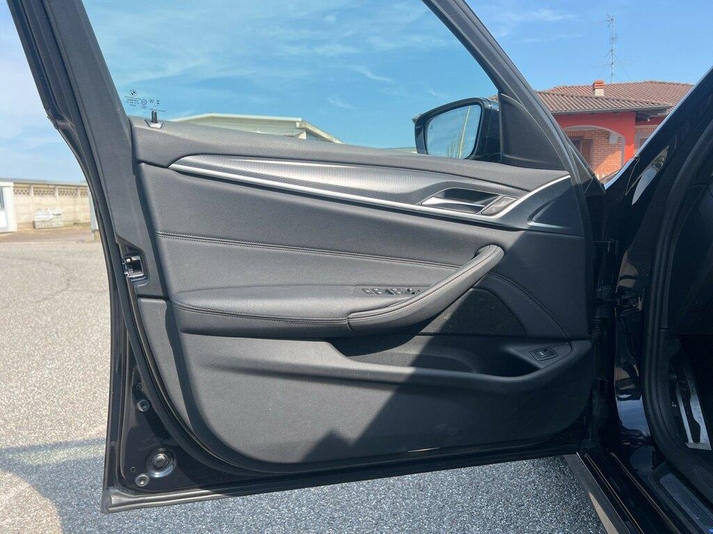 BMW Serie 5 530d Touring mhev 48V xdrive Msport auto