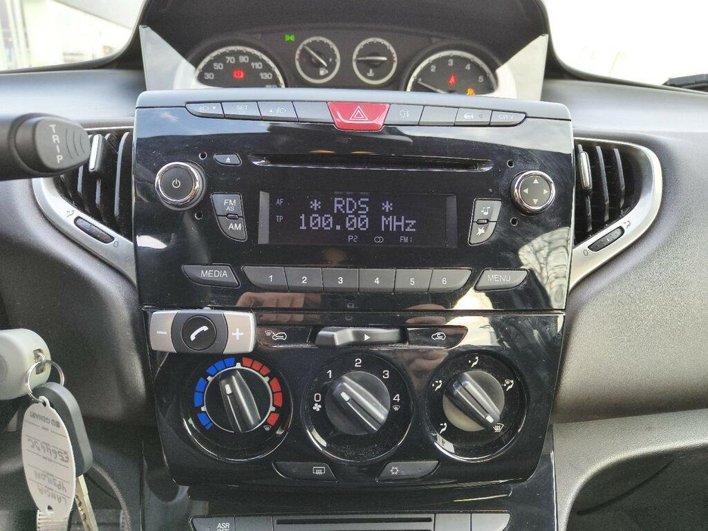 Lancia Ypsilon 1.2 8v Platinum 69cv