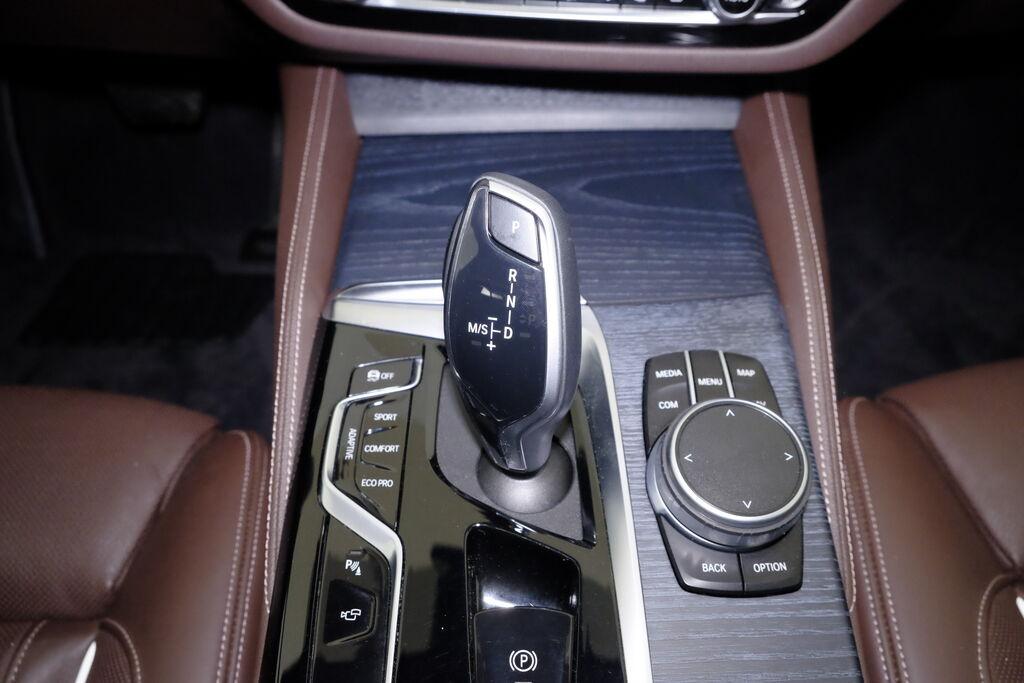 BMW Serie 5 520d Touring mhev 48V Luxury auto