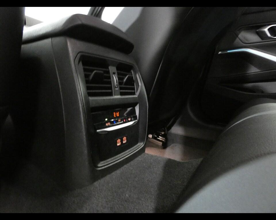 BMW Serie 3 318d mhev 48V Msport auto