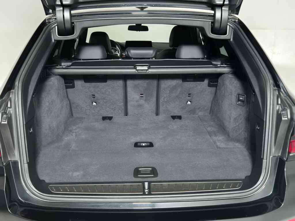 BMW Serie 5 518d Touring mhev 48V Msport auto