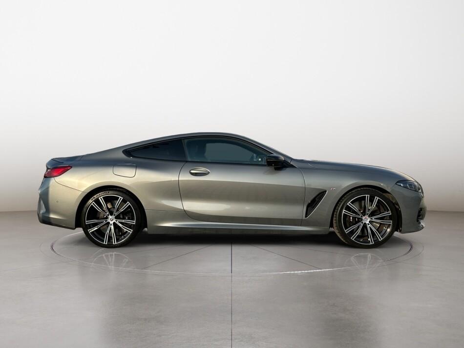 BMW Serie 8 M M 850i Coupe xdrive Individual Composition auto