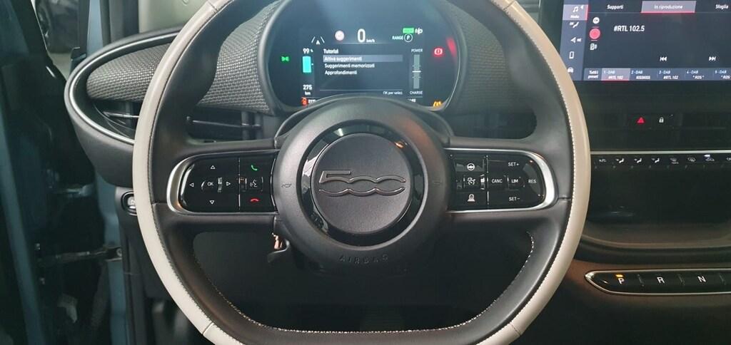 Fiat 500 e 3+1 La Prima