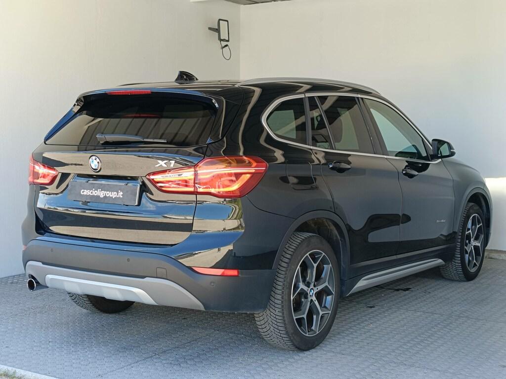 BMW X1 sdrive18d xLine auto my18