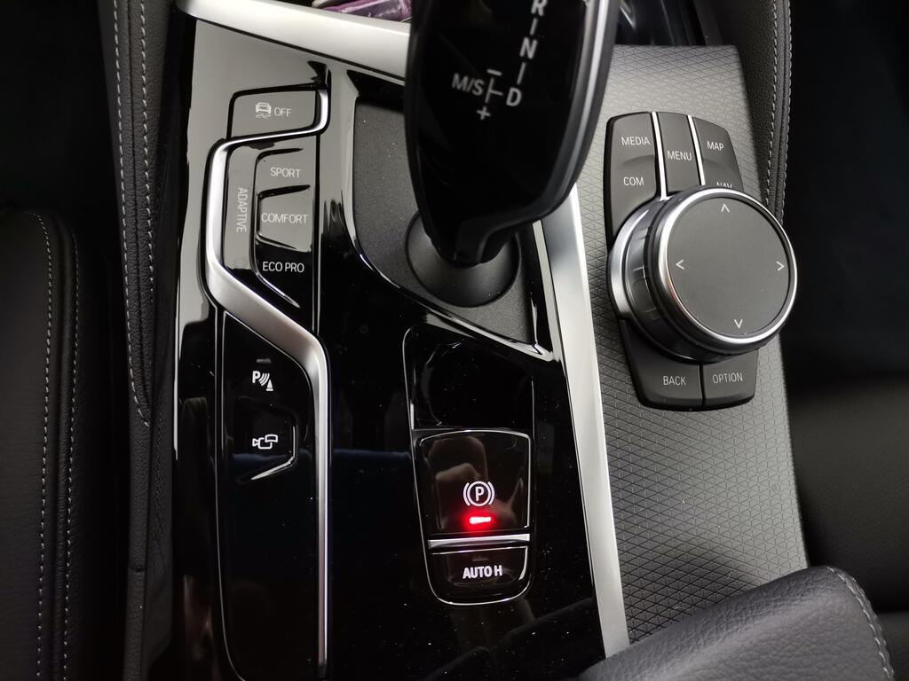 BMW Serie 5 520d Touring mhev 48V xdrive Msport auto