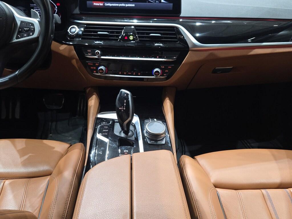 BMW Serie 5 520d Touring mhev 48V xdrive Msport auto