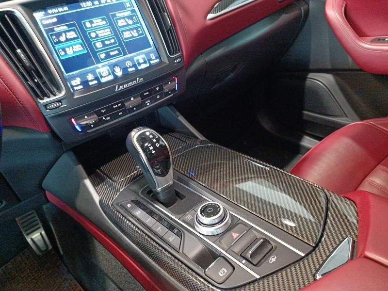 Maserati Levante 3.0 V6 430cv auto