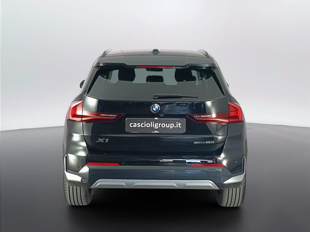 BMW X1 sdrive20i mhev 48V X-Line auto
