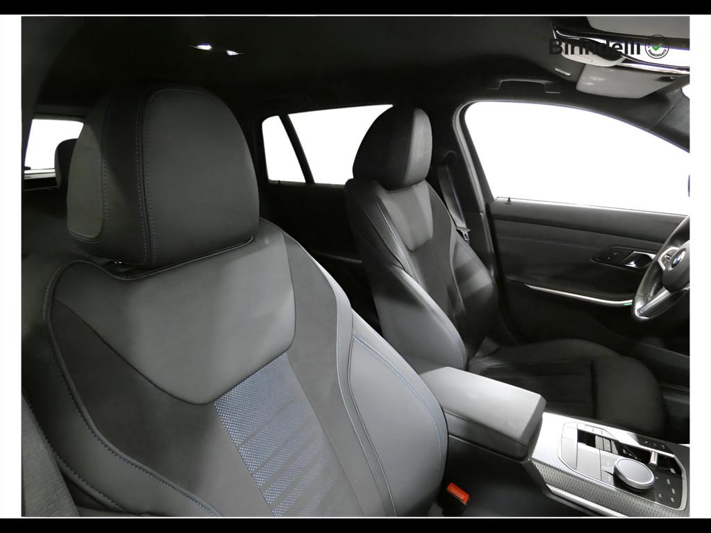 BMW Serie 3 320d Touring mhev 48V Msport xdrive auto