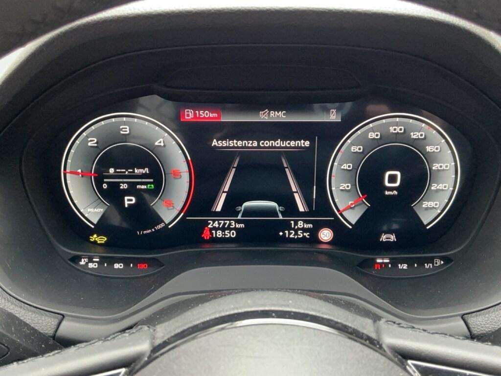 Audi Q2 35 2.0 tdi Identity Black quattro s-tronic