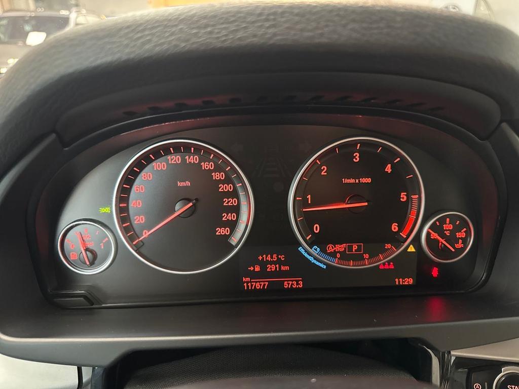 BMW X5 xdrive30d Experience 249cv auto