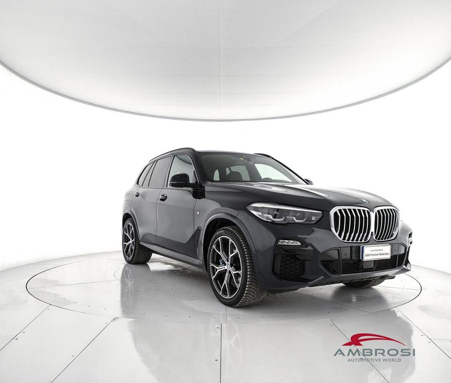 BMW X5 xdrive40d mhev 48V Msport auto