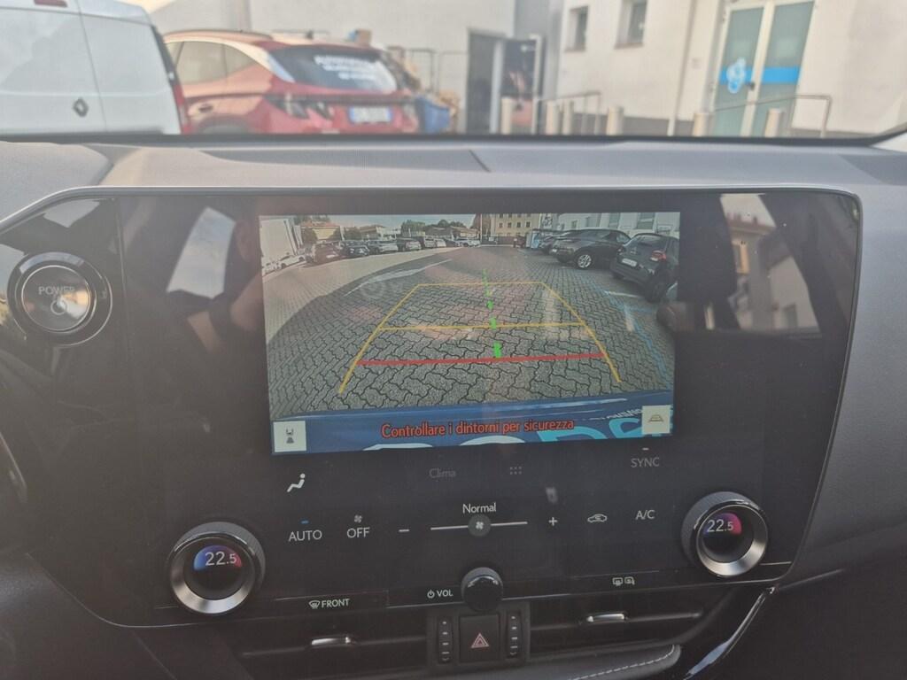 Lexus NX 2.5 hybrid Business 4wd e-cvt
