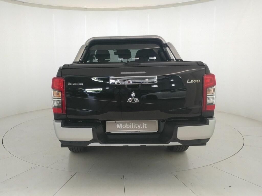 Mitsubishi L200 d.cab 2.3d Intense 4wd 150cv auto
