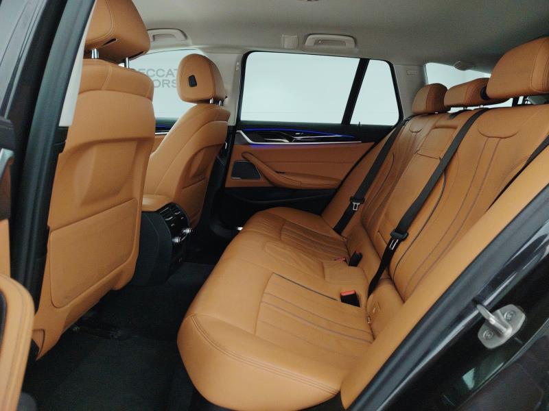 BMW Serie 5 520d Touring mhev 48V xdrive Luxury auto