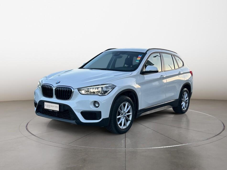 BMW X1 sdrive18d Business auto my18