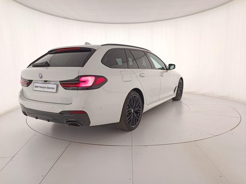 BMW Serie 5 530d Touring mhev 48V xdrive Msport auto