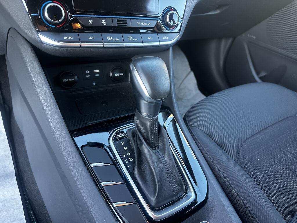 Hyundai Ioniq 1.6 hybrid Style 6dct my19