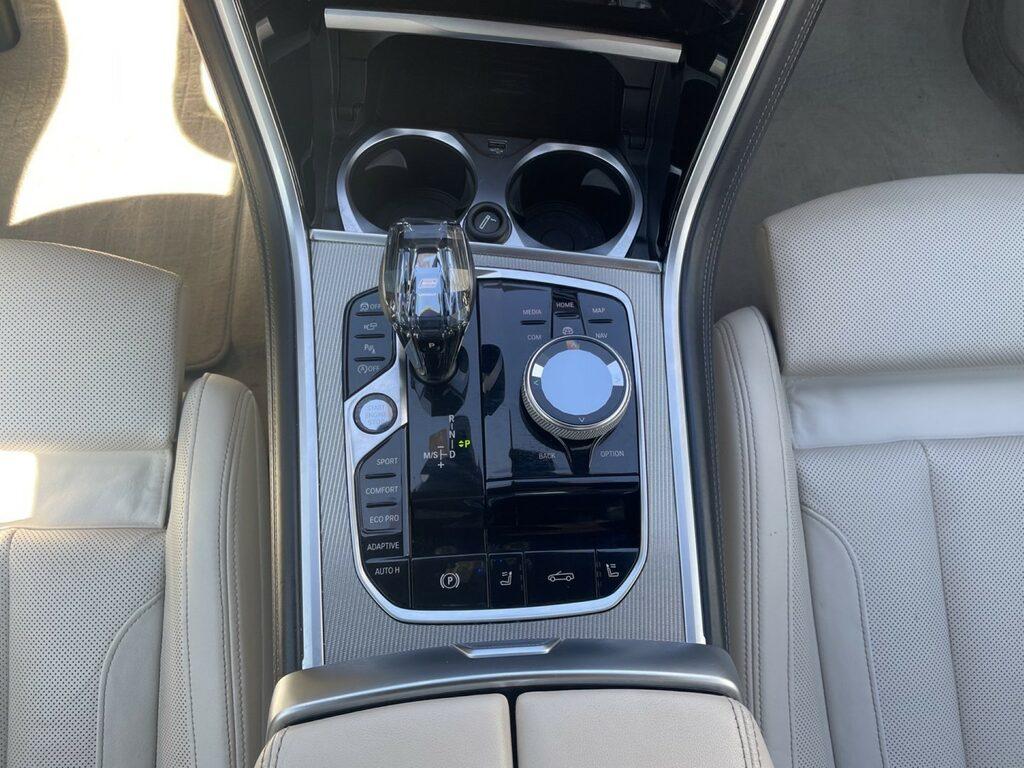 BMW Serie 8 840d Cabrio xdrive Individual Composition MSport auto