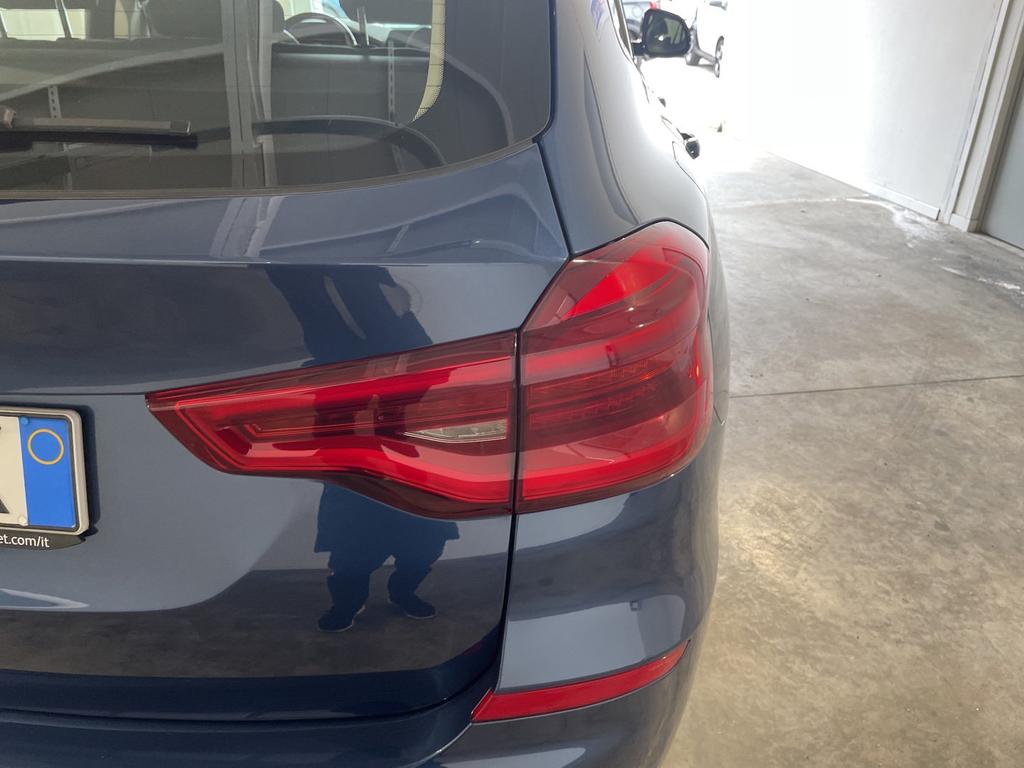 BMW X3 xdrive20d mhev 48V xLine auto