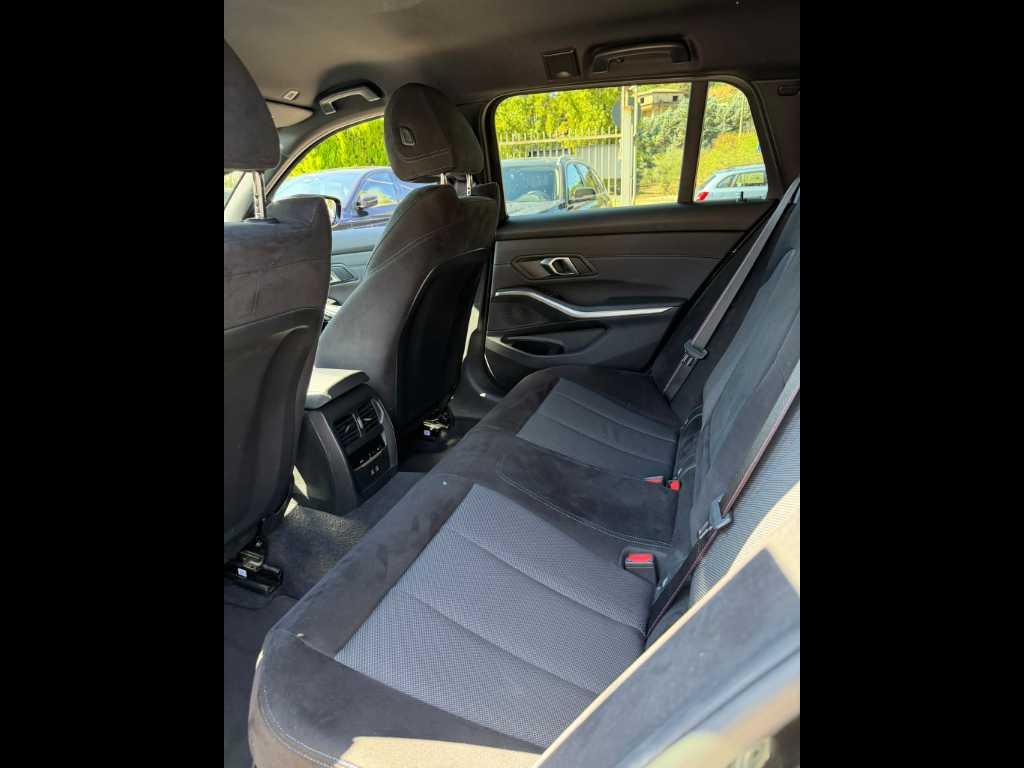 BMW Serie 3 320d Touring mhev 48V xdrive M Sport Pro auto