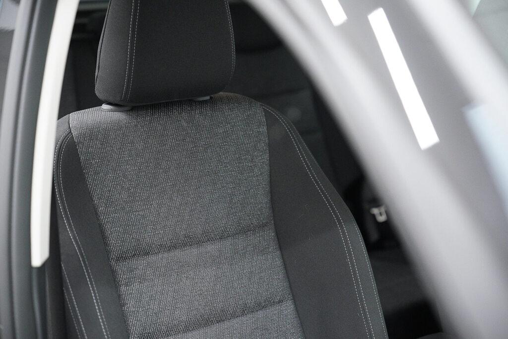 BMW X1 sdrive20i mhev 48V auto