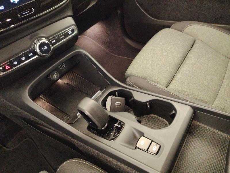 Volvo XC40 1.5 t5 recharge phev Core auto