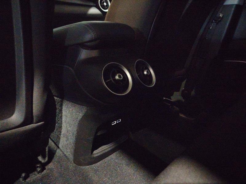 Alfa Romeo Stelvio 2.2 t Business rwd 160cv auto